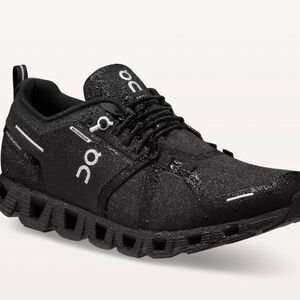 On Cloud Running Women's 5 Waterproof All Black Size 5